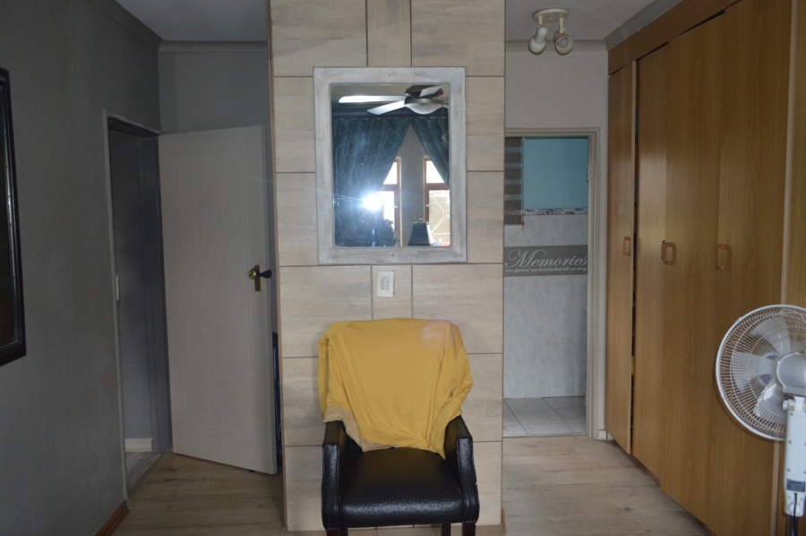 3 Bedroom Property for Sale in Flamwood North West